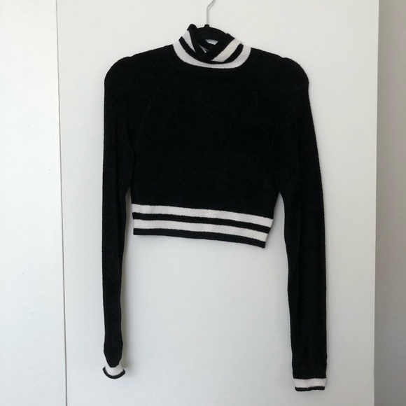Urban Outfitters Sweaters - Urban Outfitters cropped turtle neck